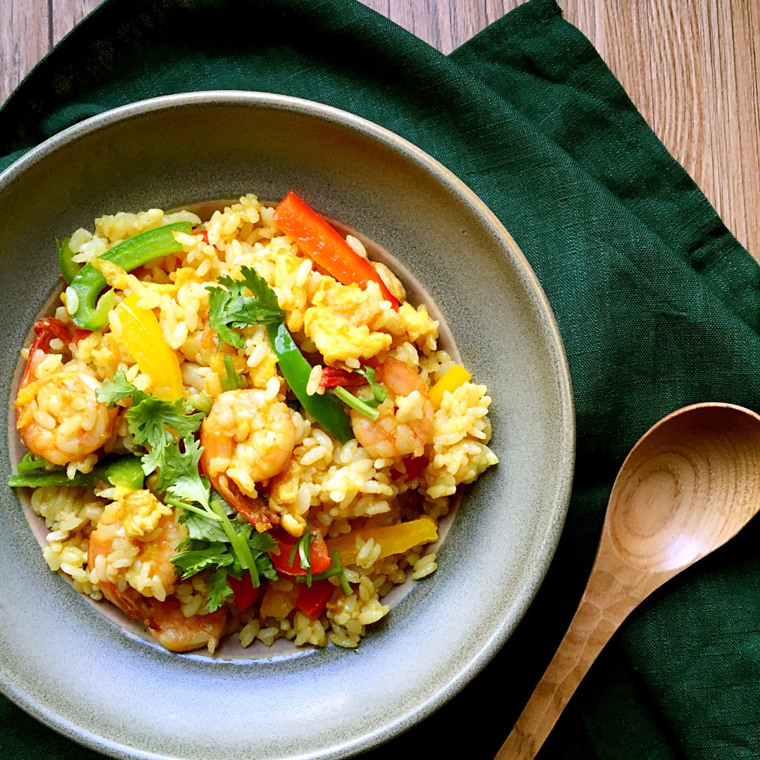 泰式红咖喱海鲜炒饭