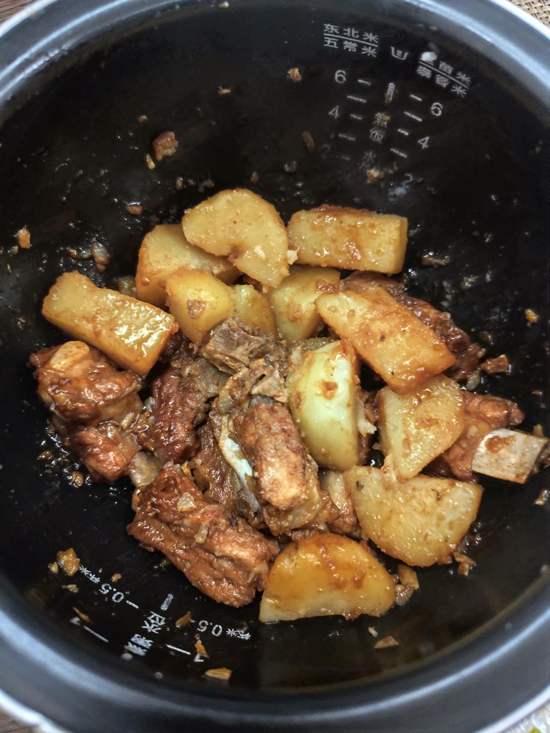 懒人低脂营养超好吃-电饭煲焖排骨