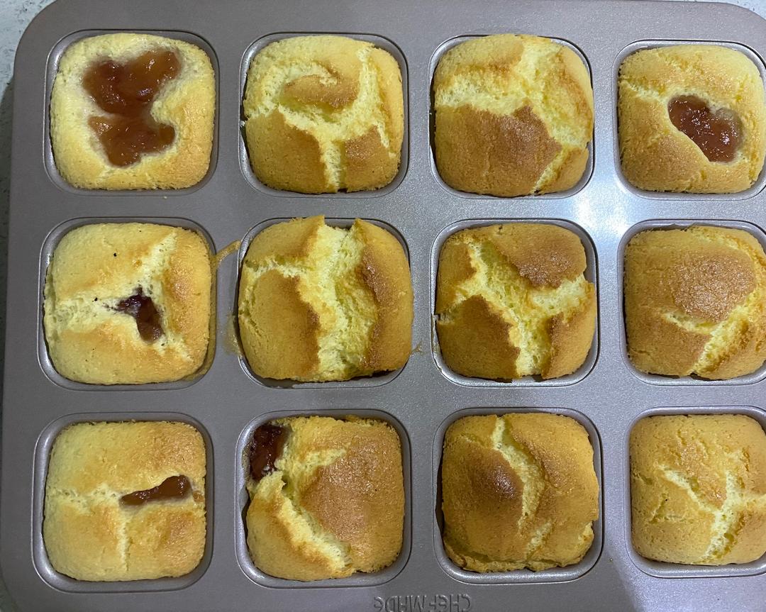 戚风小蛋糕的做法