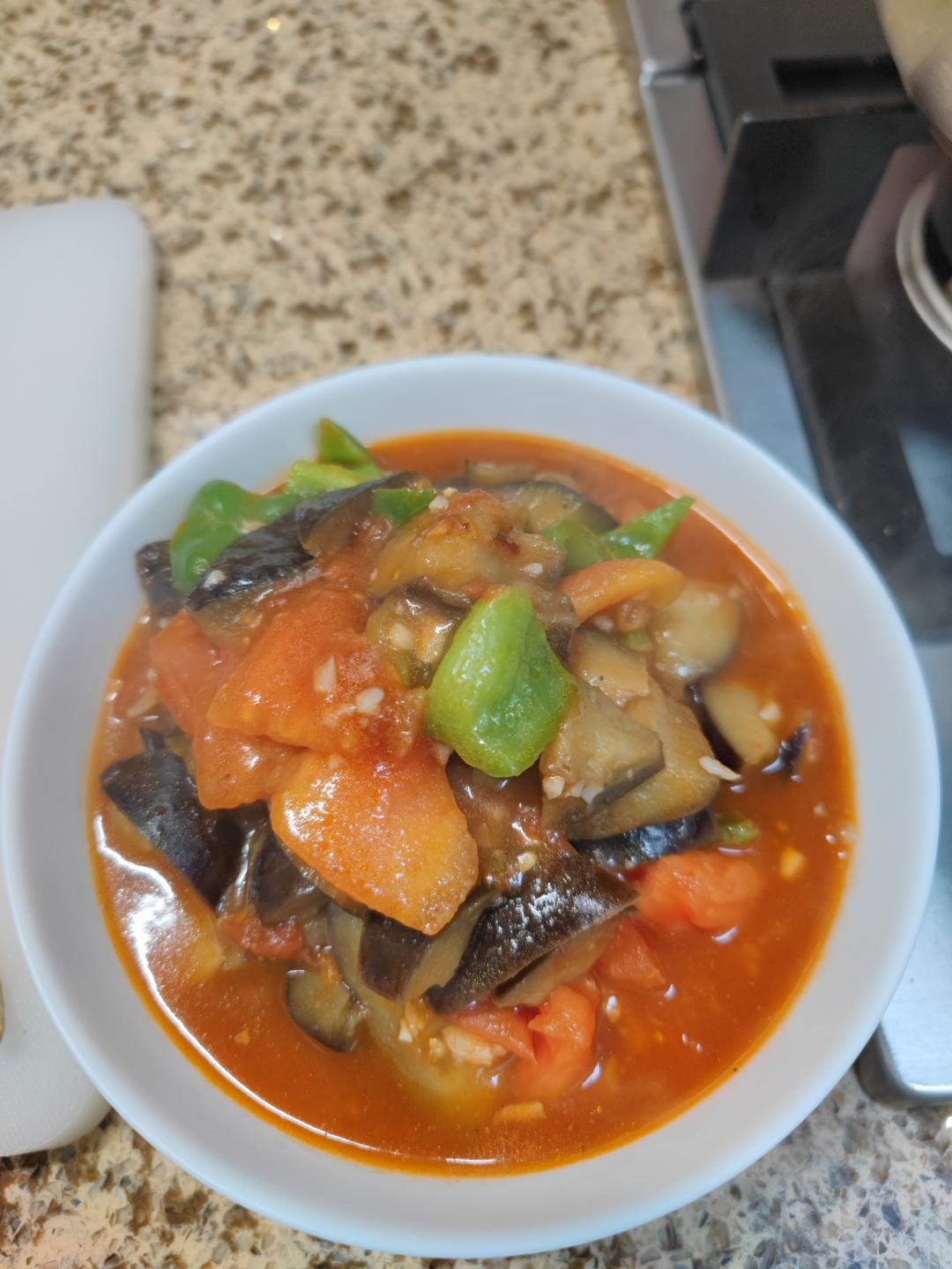 5分钟快手下饭菜#番茄炒茄子🍅番茄家族