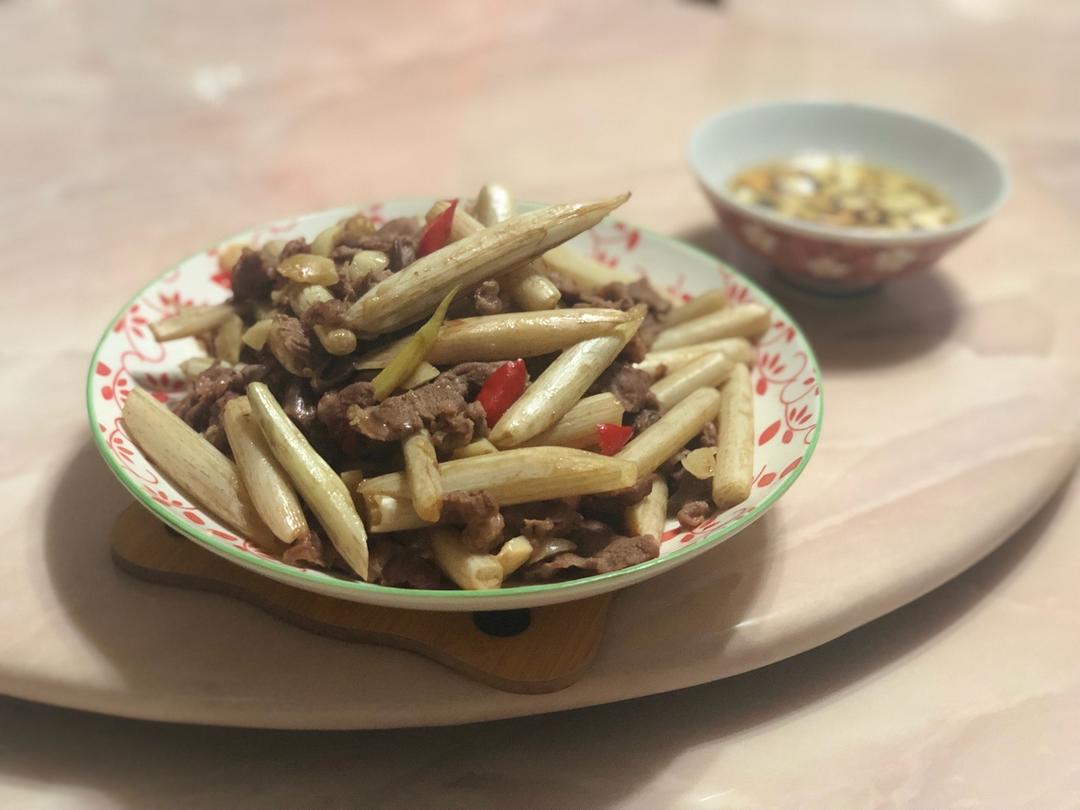 清炒藕尖