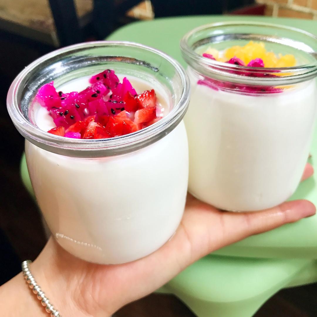 念缱绻_taie做的杯壁水果酸奶