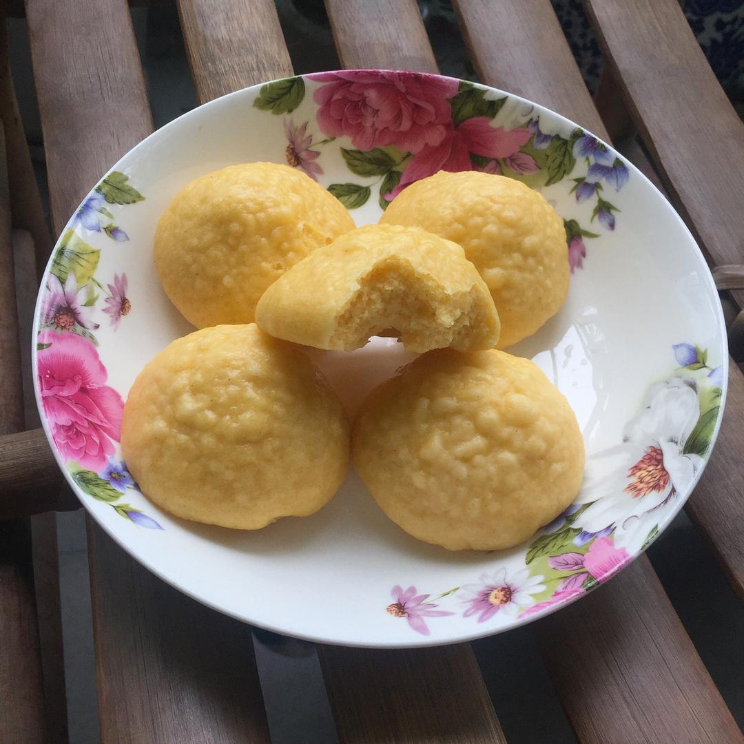 奶香糯米窝窝头
