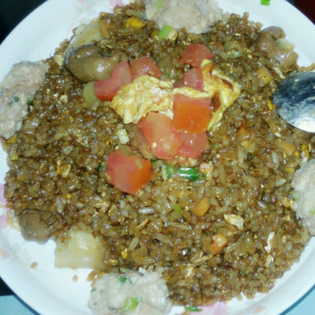 傻瓜版酱油炒饭