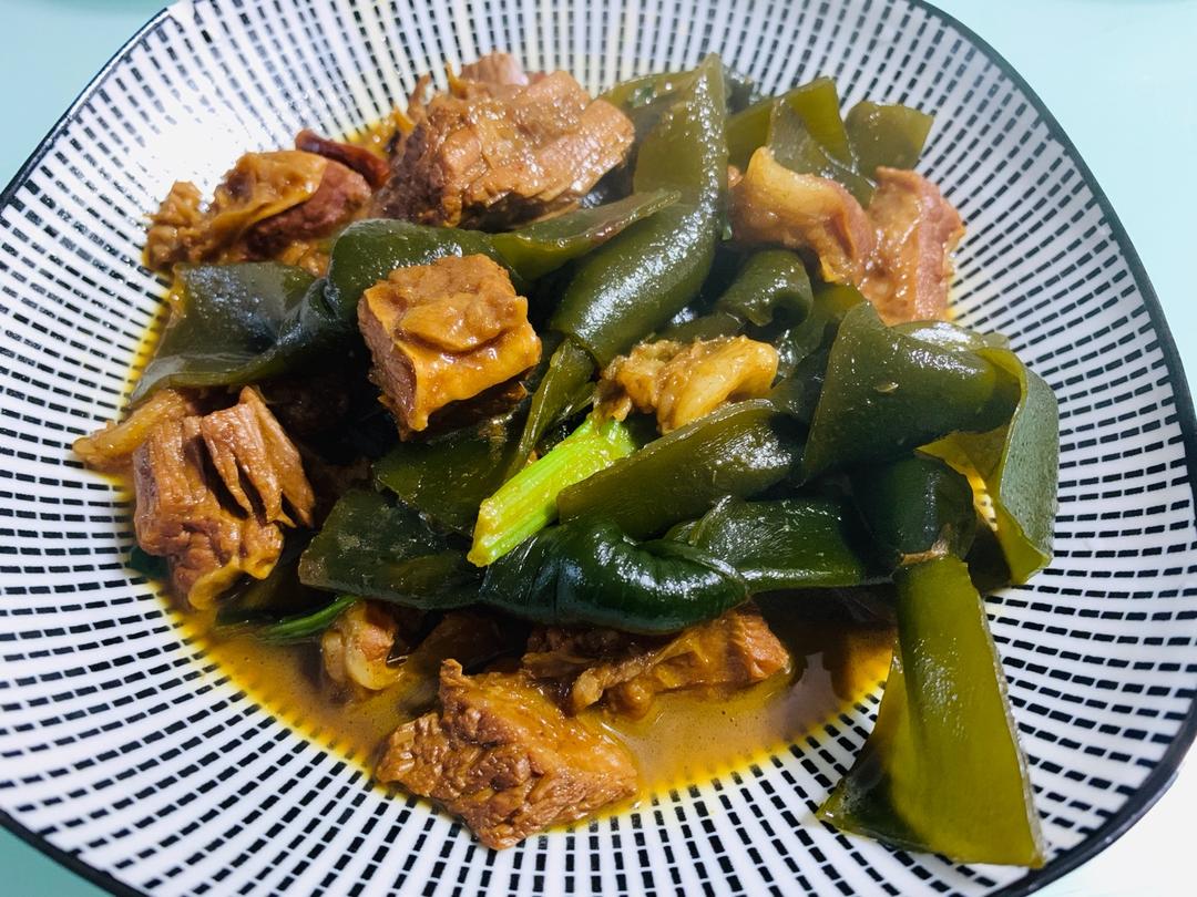 海带胡萝卜土豆粉条白菜炖牛肉