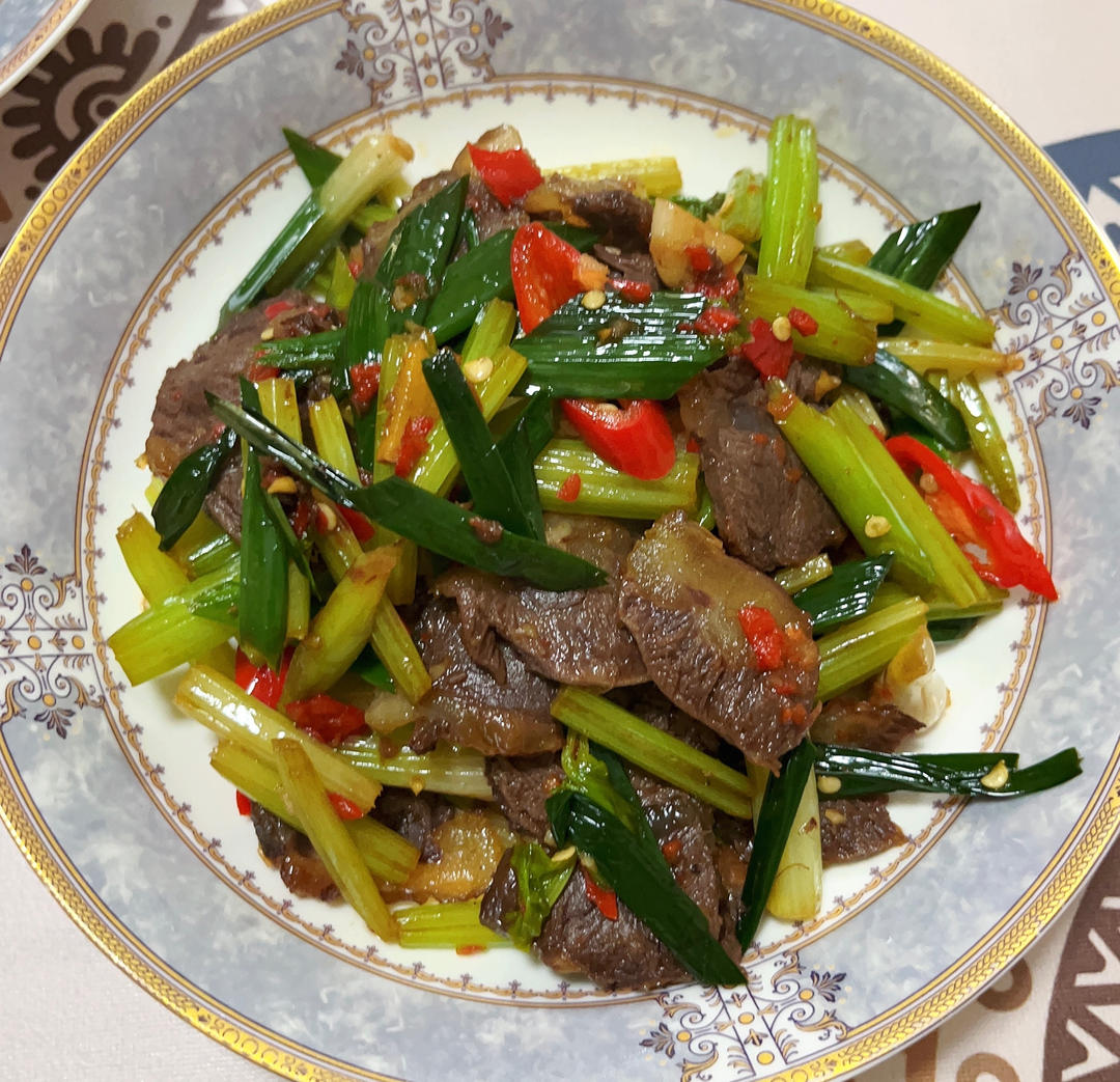 爆炒卤牛肉