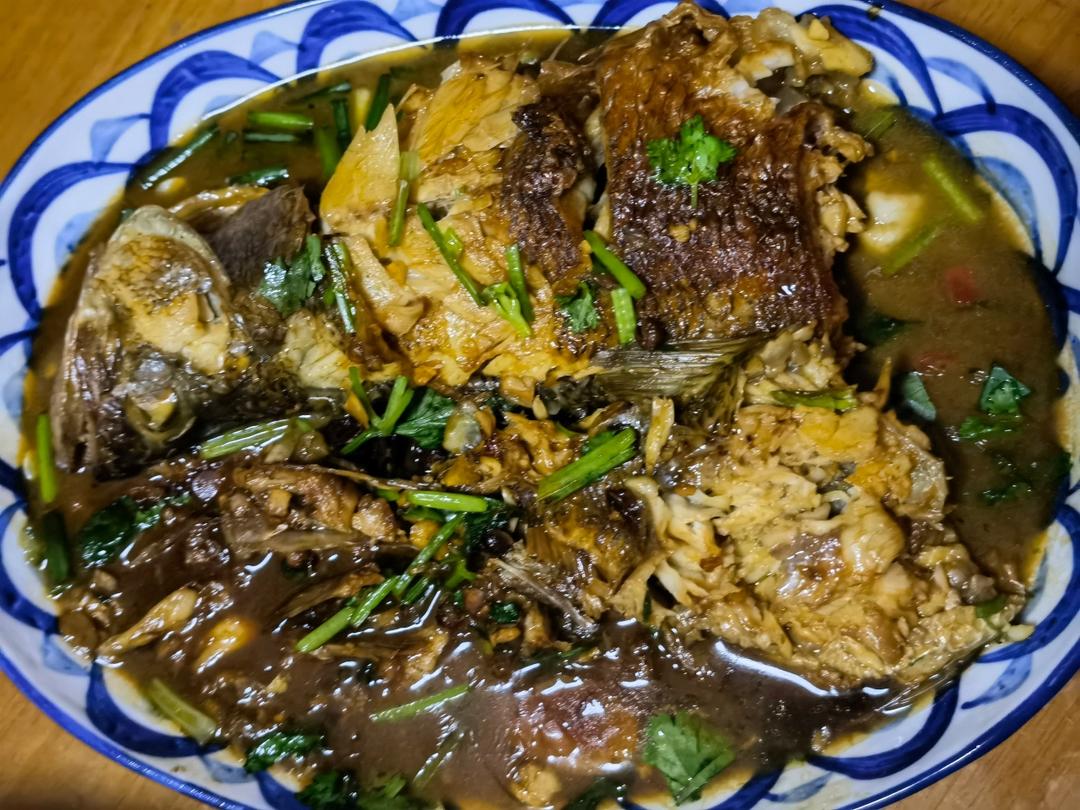 红烧鲈鱼