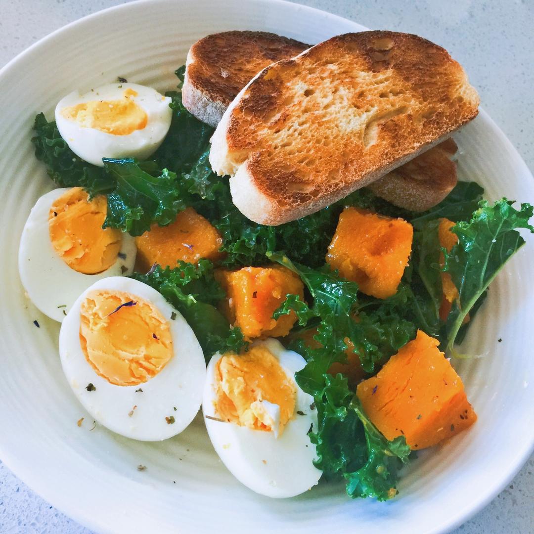 羽衣甘蓝沙拉 （Kales salad)