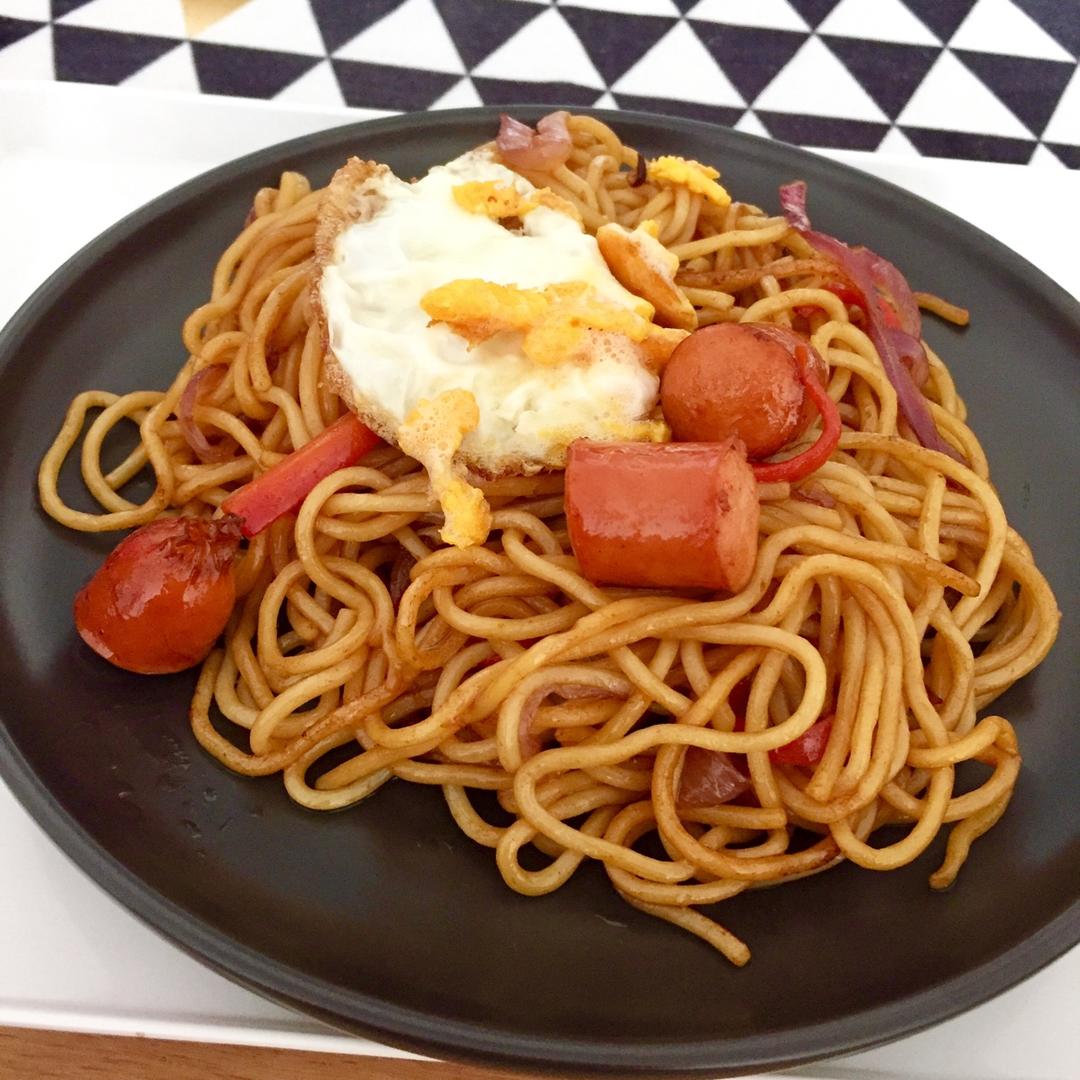 焼きそば（日式酱油炒面）