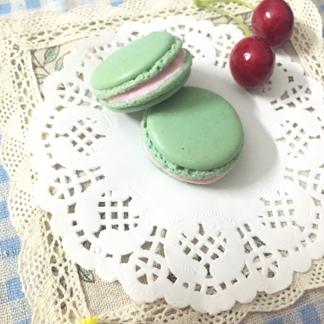 马卡龙(杏仁蛋白糖饼)