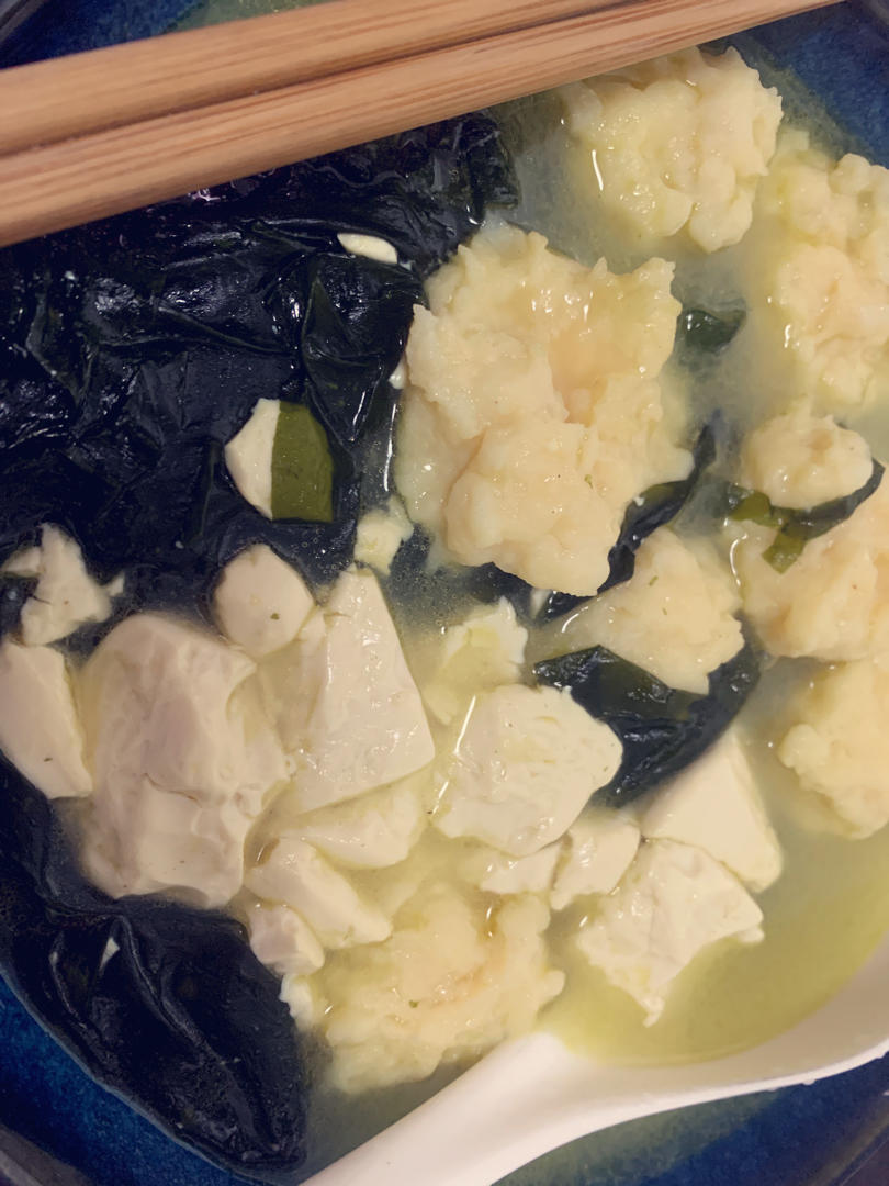 鱼丸青菜汤