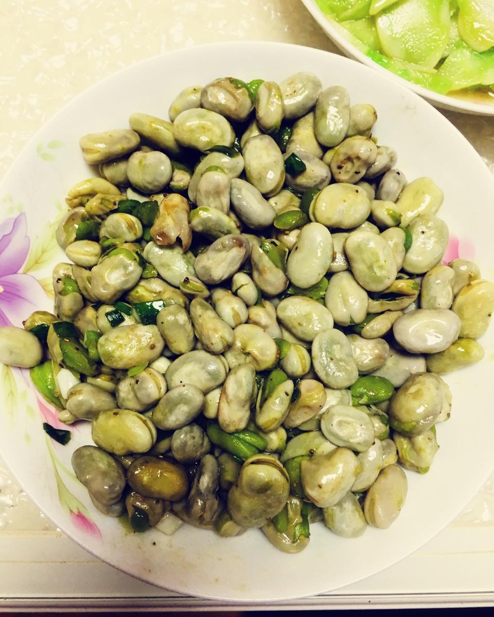 时令蔬菜1 香葱炒嫩胡豆