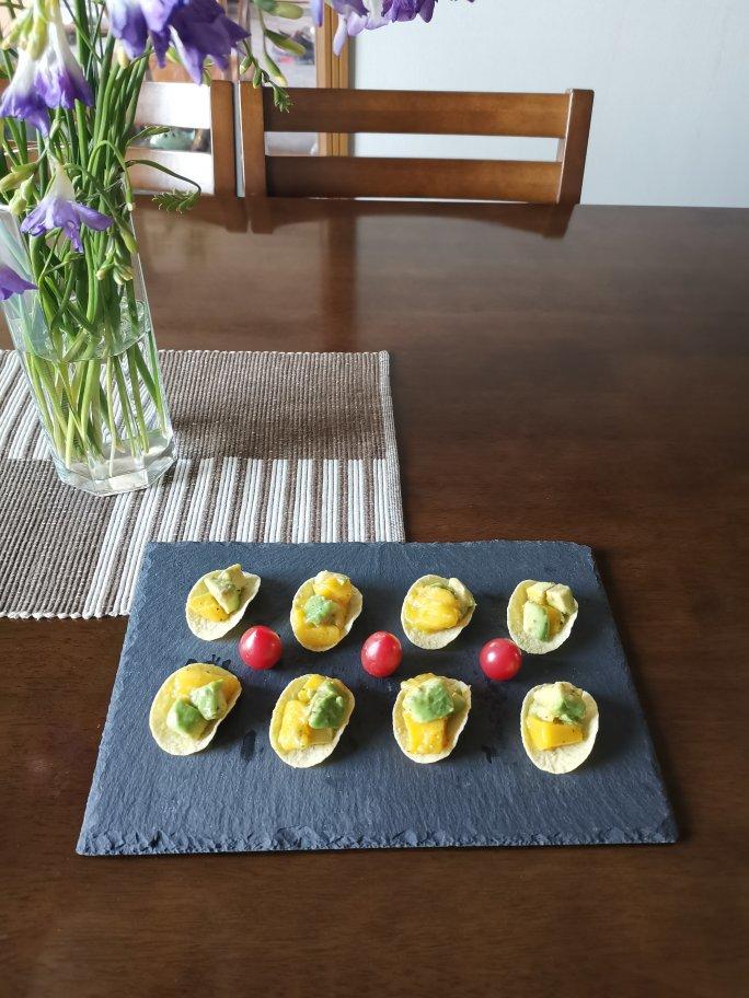 芒果牛油果沙拉