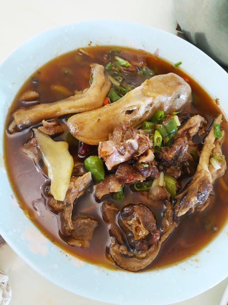 厨师长教你：自贡名菜“小煎鸭”的做法，味道非常赞