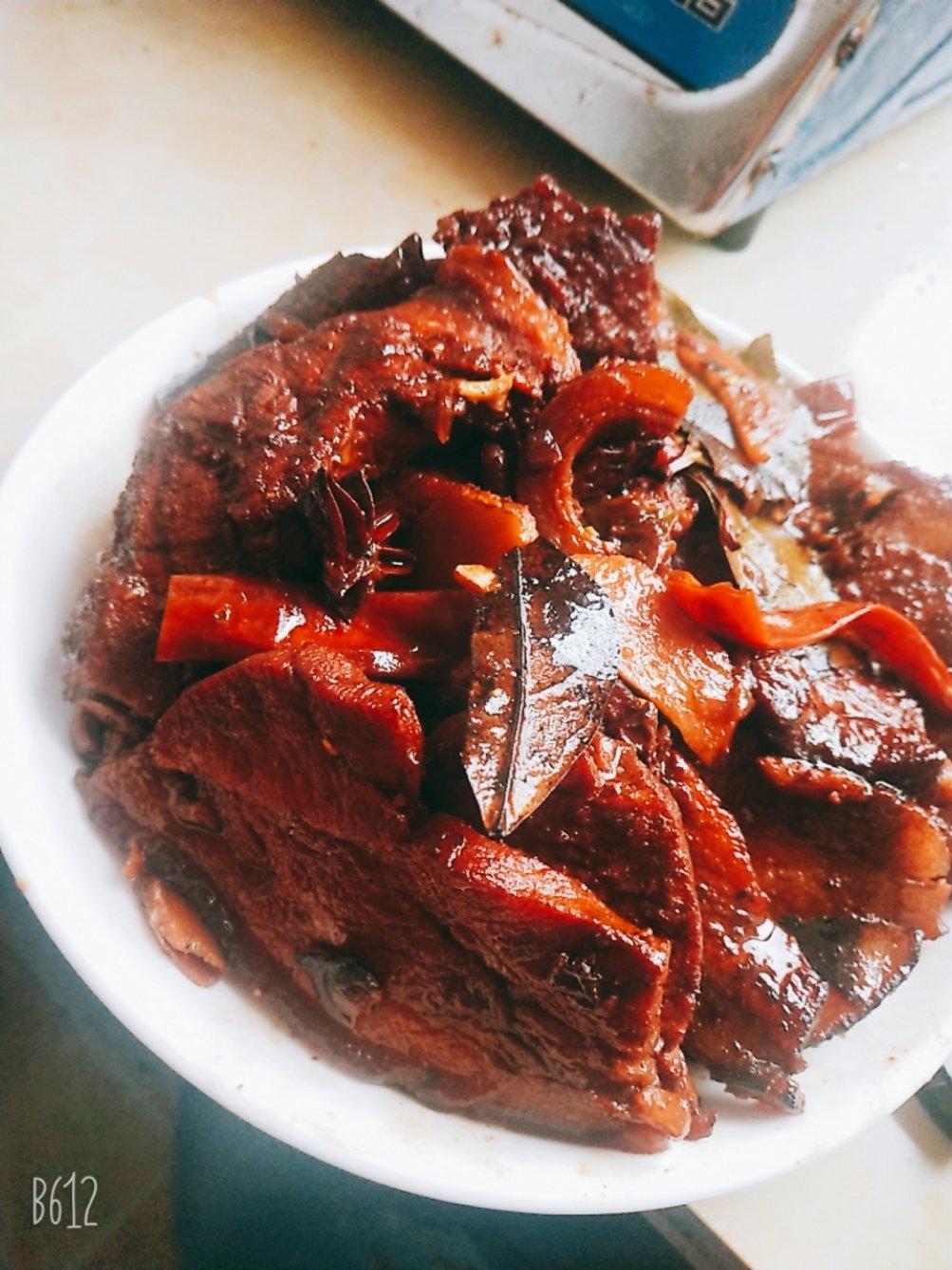 卤肉卤蛋
