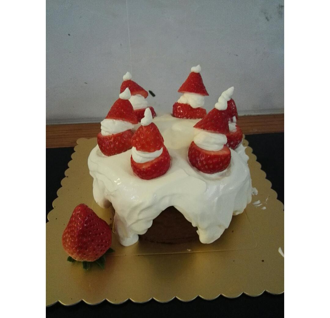 圣诞草莓雪人裸蛋糕～超简单懒人版