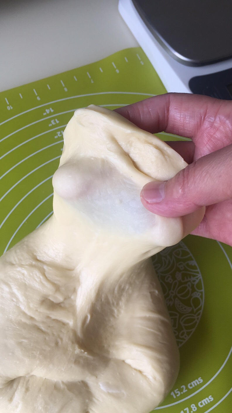 软到不知所措的牛奶卷