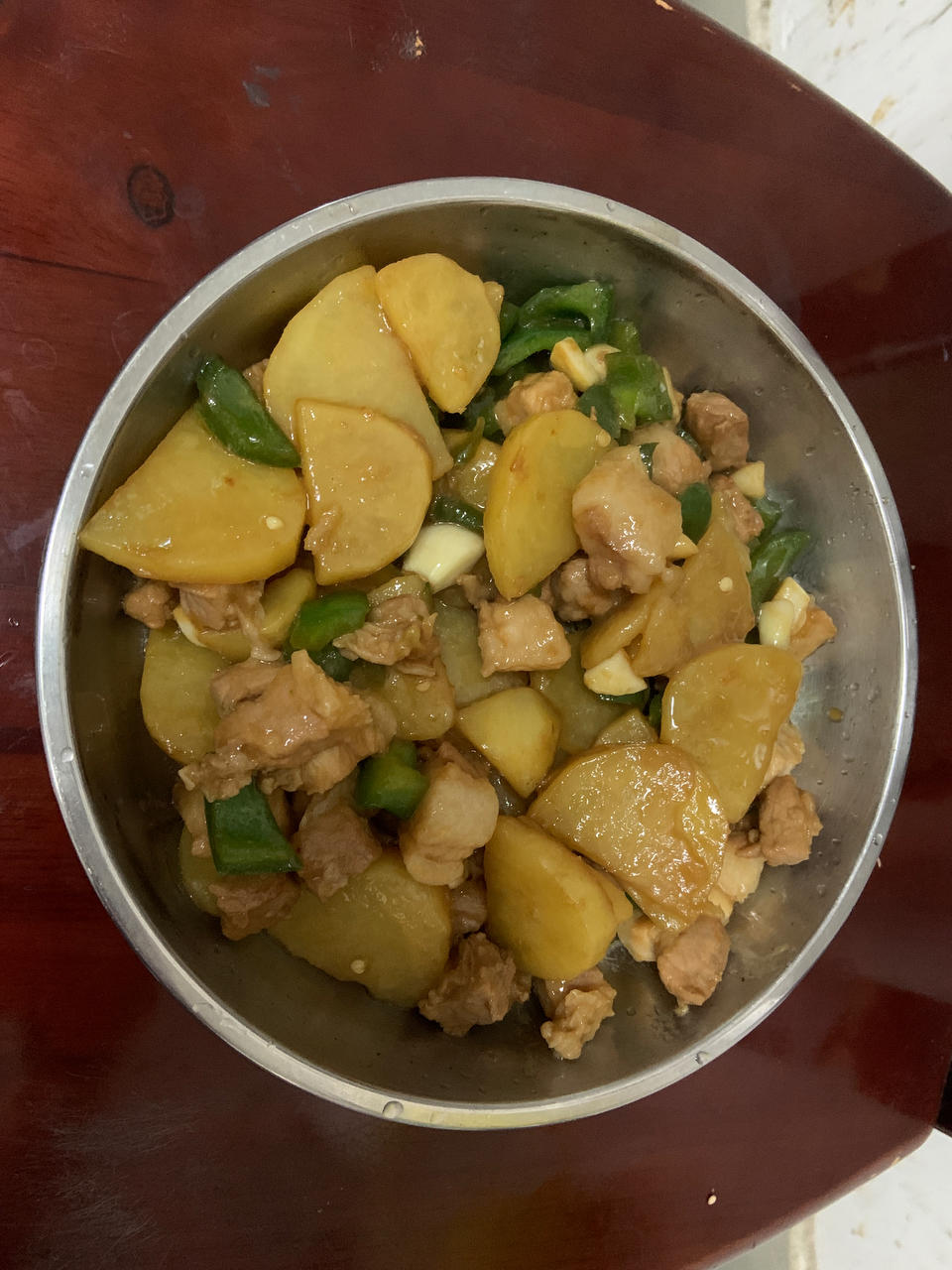 五花肉干煎土豆