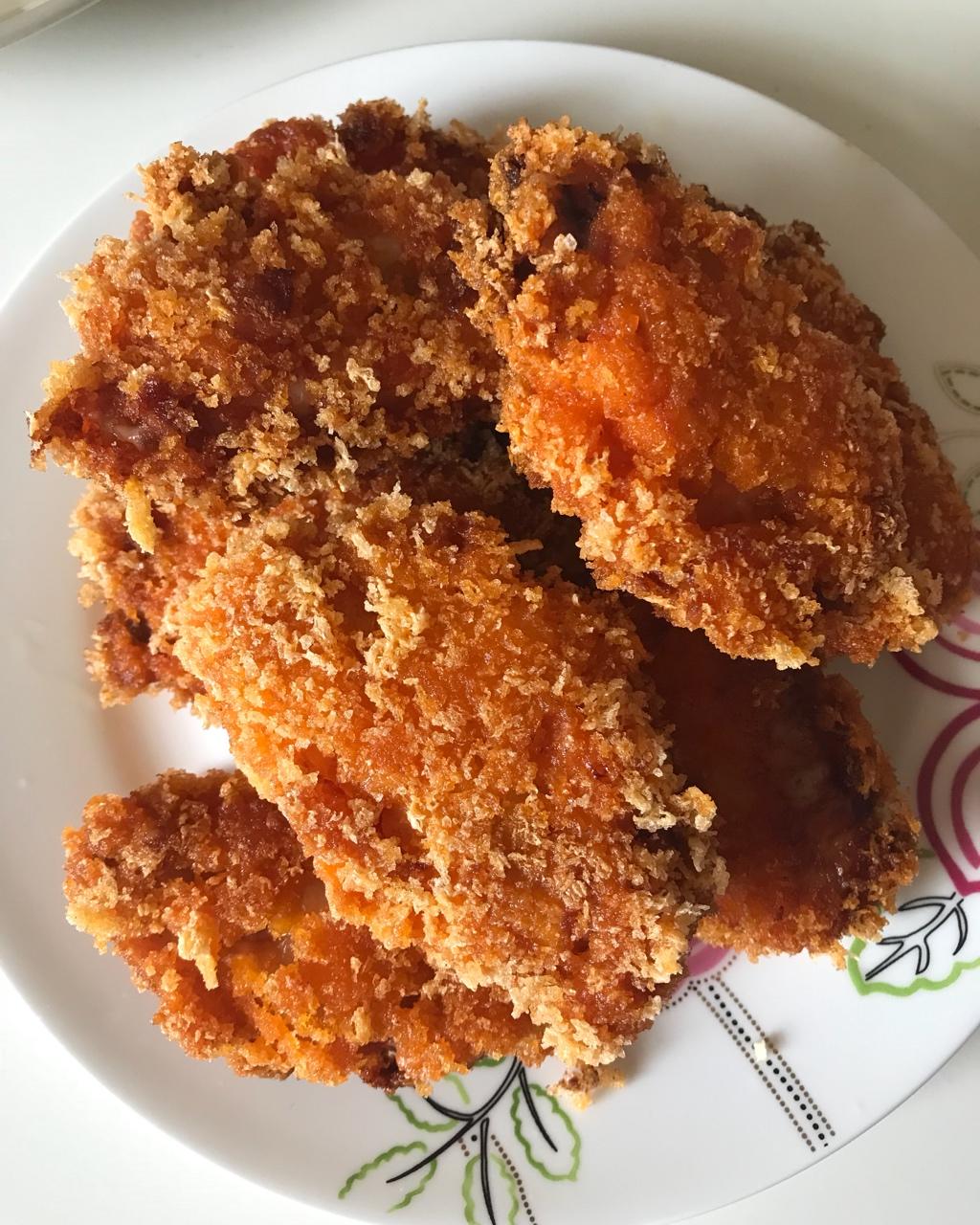 crishao做的面包糠炸鸡腿可以和肯德基相媲美的炸鸡腿