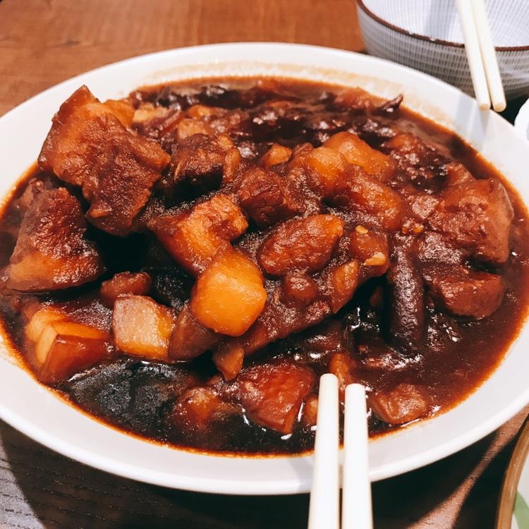 土豆红烧肉