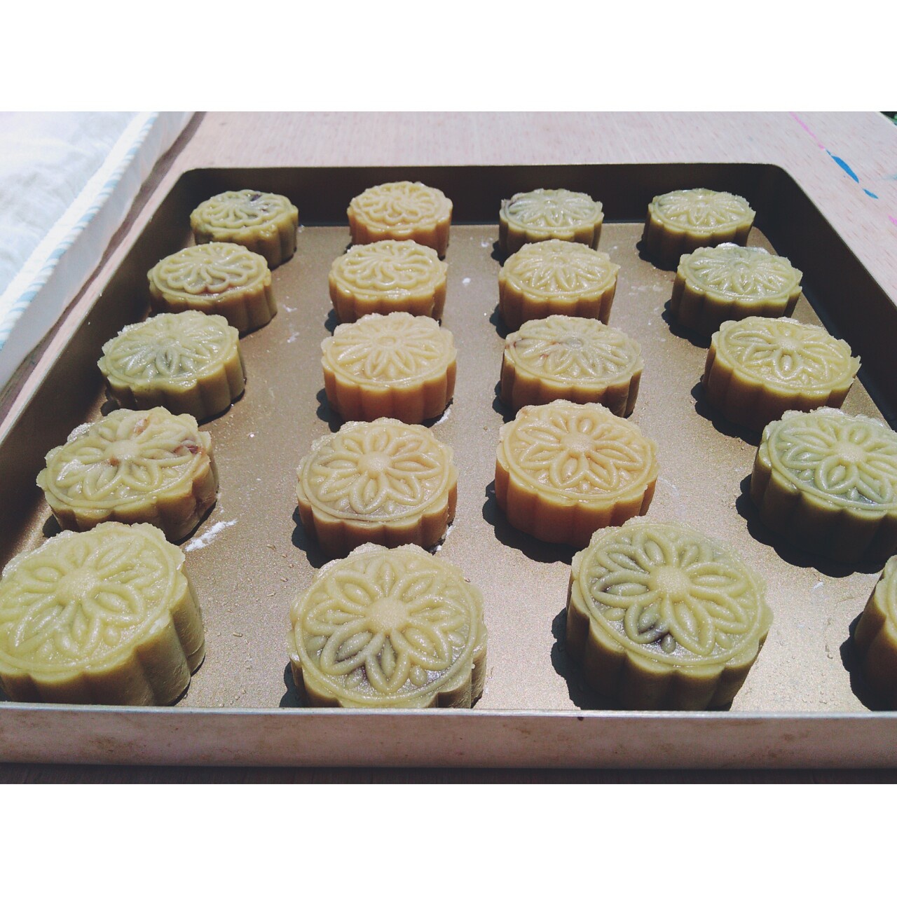 广式月饼——蛋黄莲蓉月饼