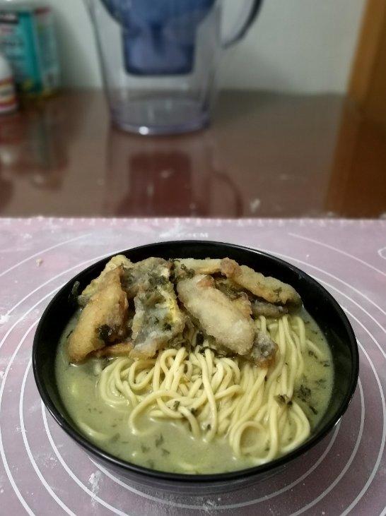 自制胡萝卜面条