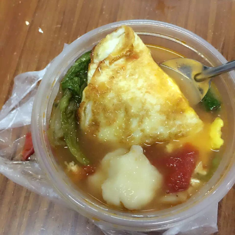 西红柿鸡蛋疙瘩汤