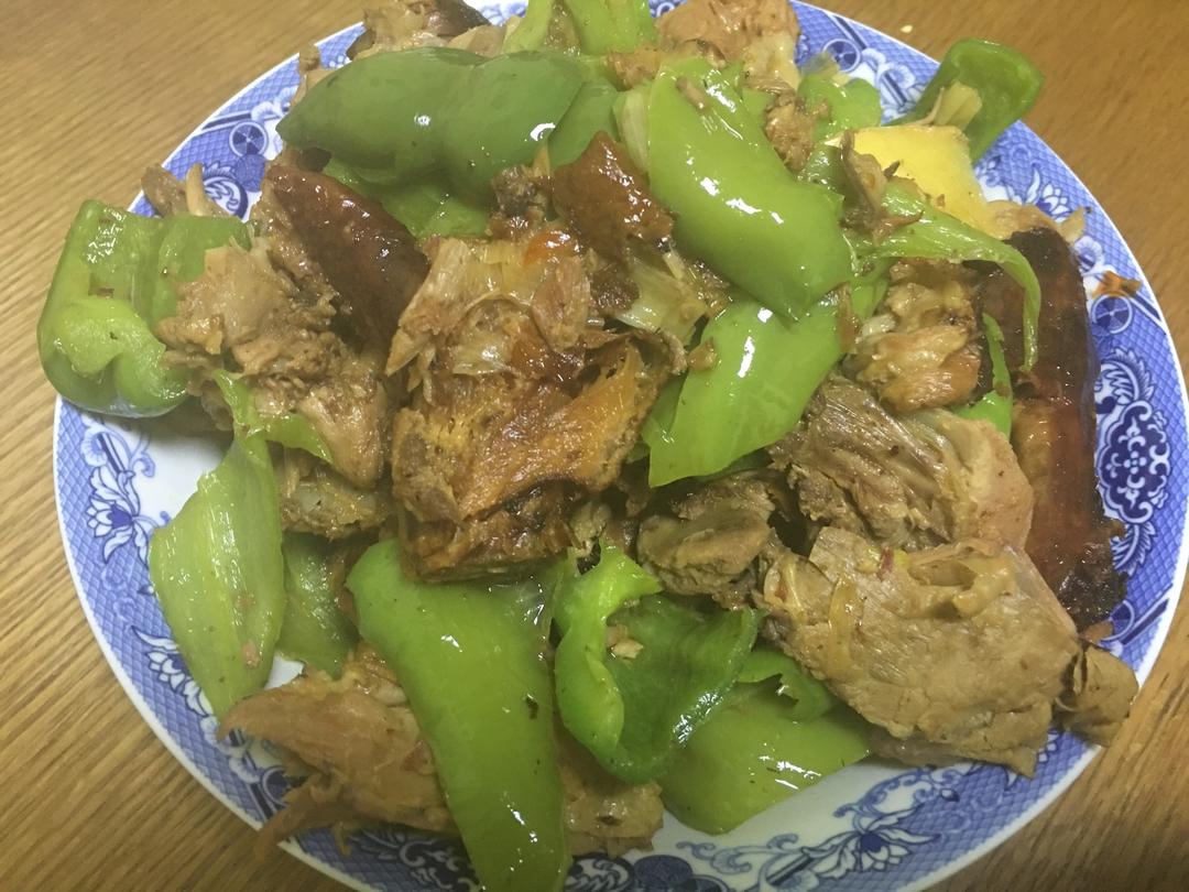 尖椒炒鸭架
