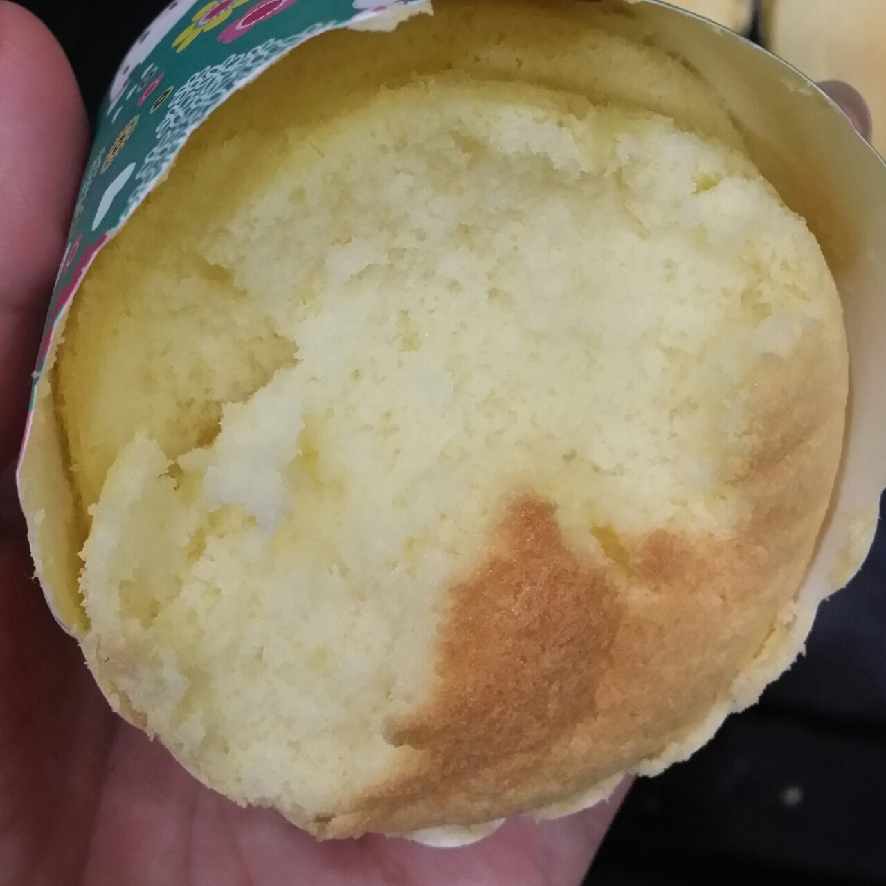 软绵绵戚风纸杯蛋糕