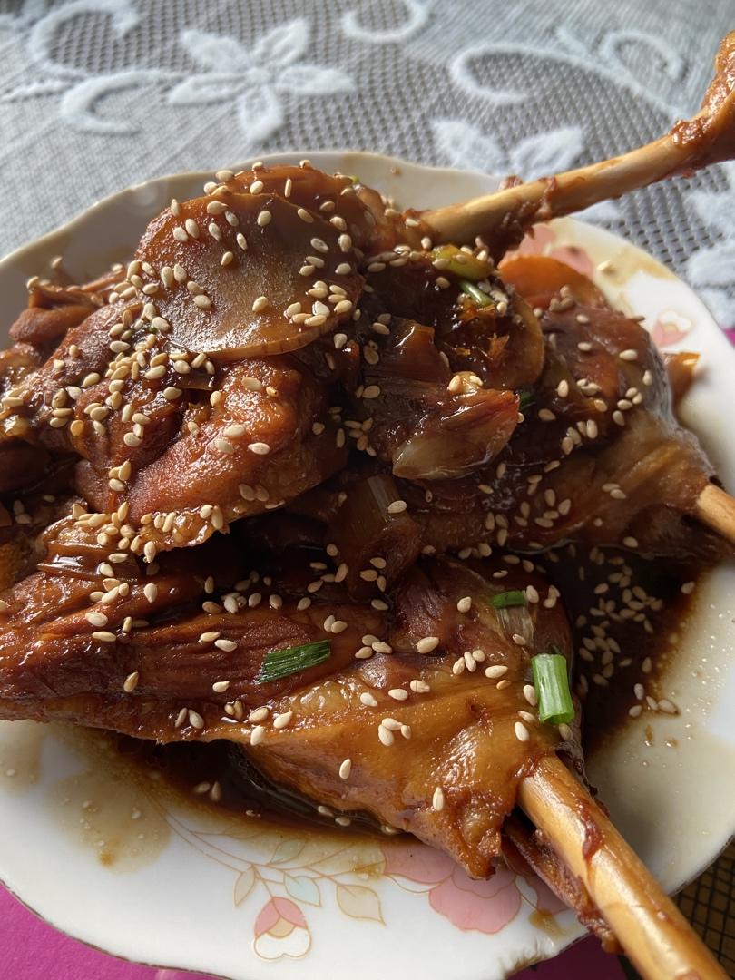 酱香鸭腿(舔手指的那种)