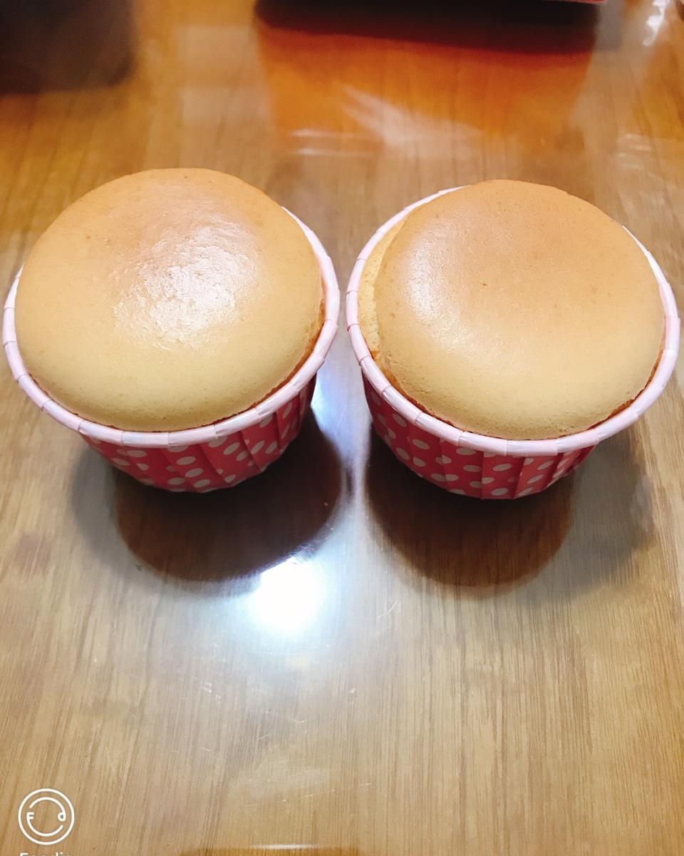 炼乳纸杯蛋糕