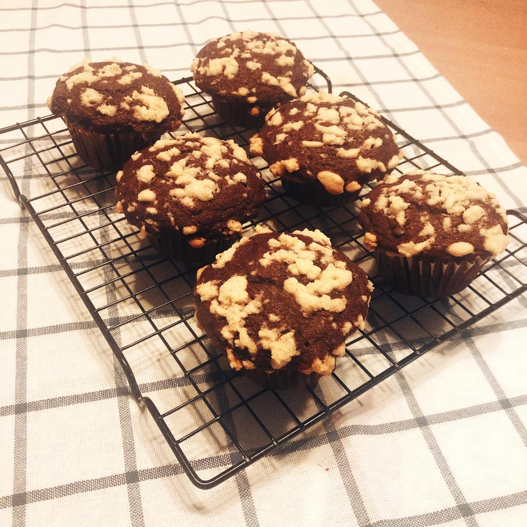 香蕉巧克力酥顶玛芬蛋糕