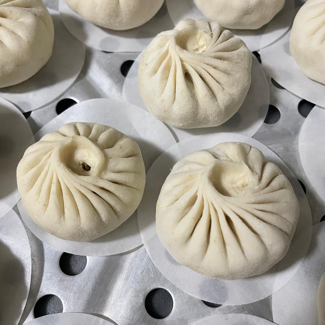 笋干香菇猪肉包~完美褶子