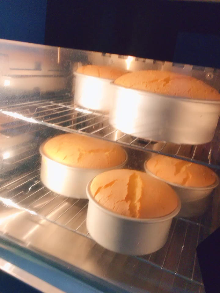 超松软的戚风蛋糕附各尺寸配方