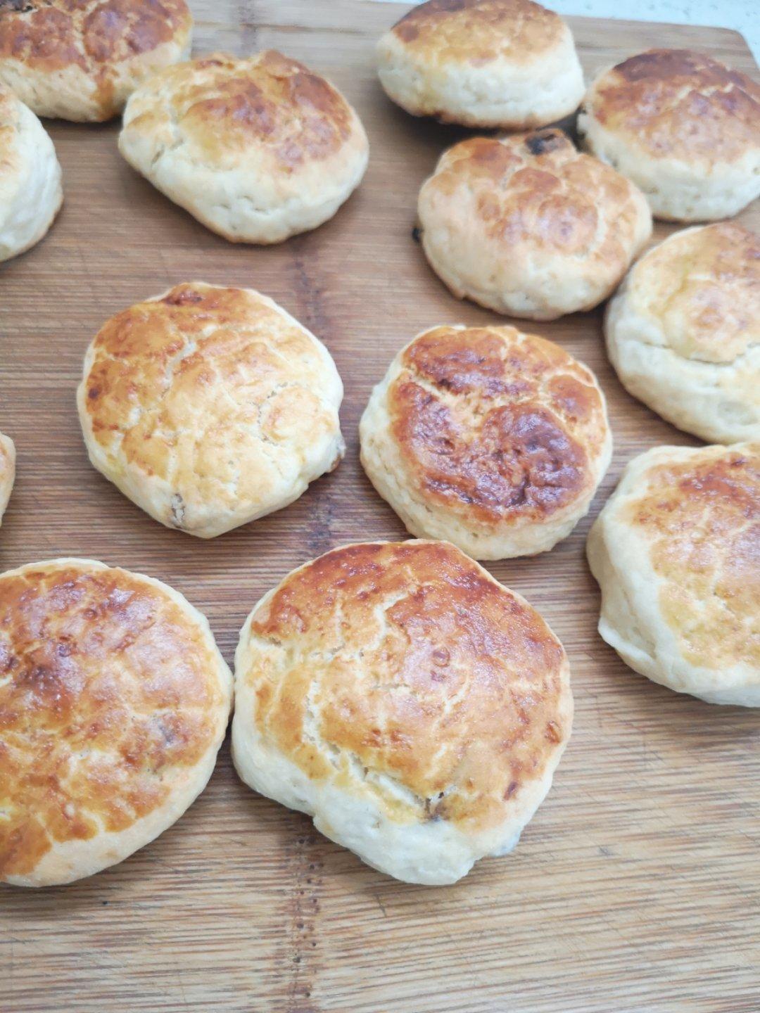 简单快手迷你奶油司康（消耗淡奶油/无黄油无泡打粉）