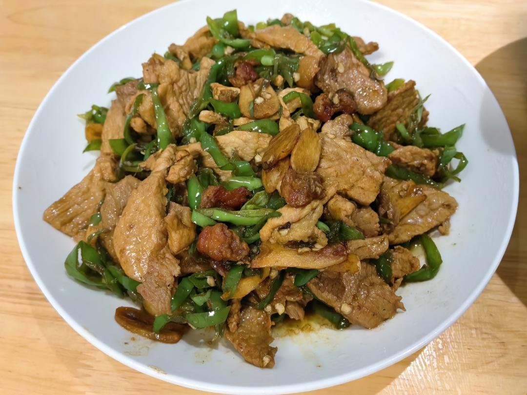 超下饭 ！小炒肉（辣椒炒肉）