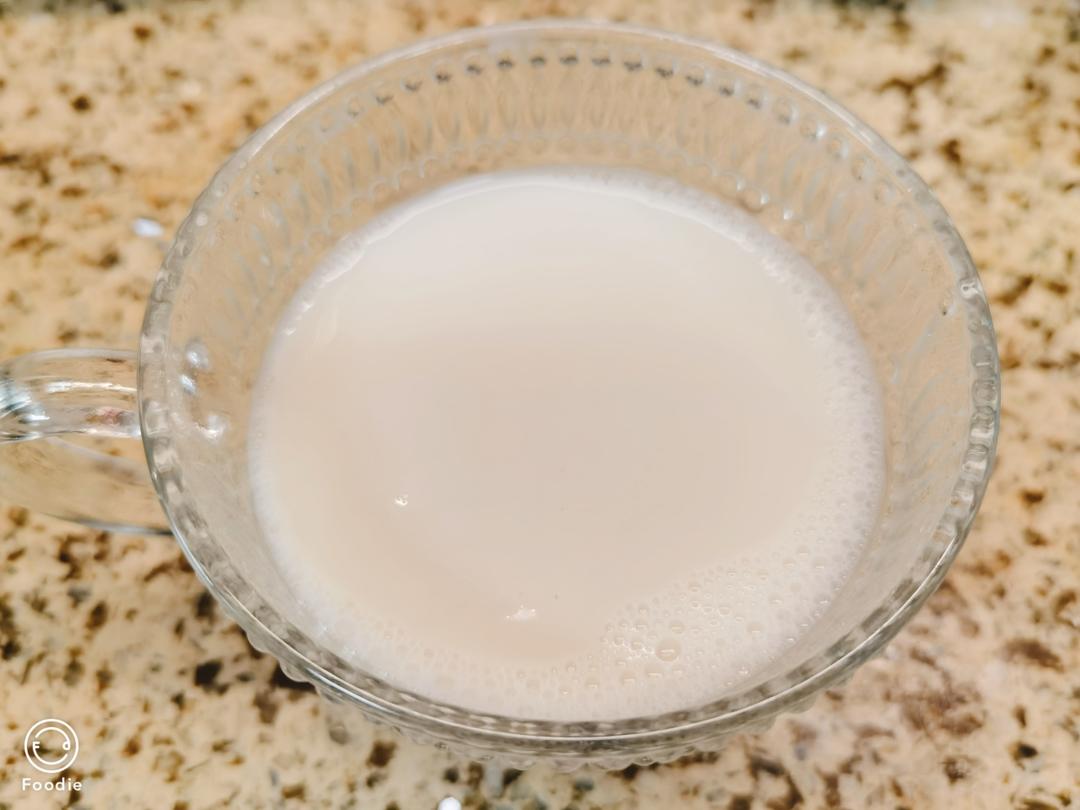 大S每天必喝的五白杏仁豆浆，皮肤又白又亮