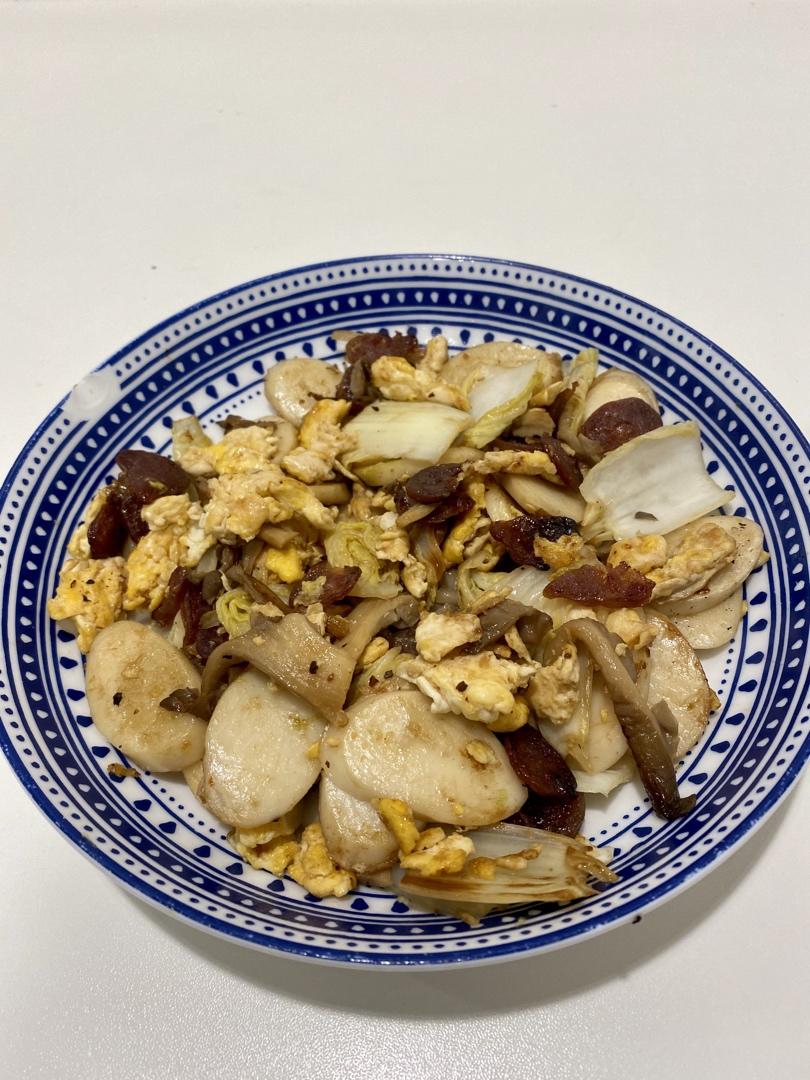 不放一滴油的腊肠炒年糕