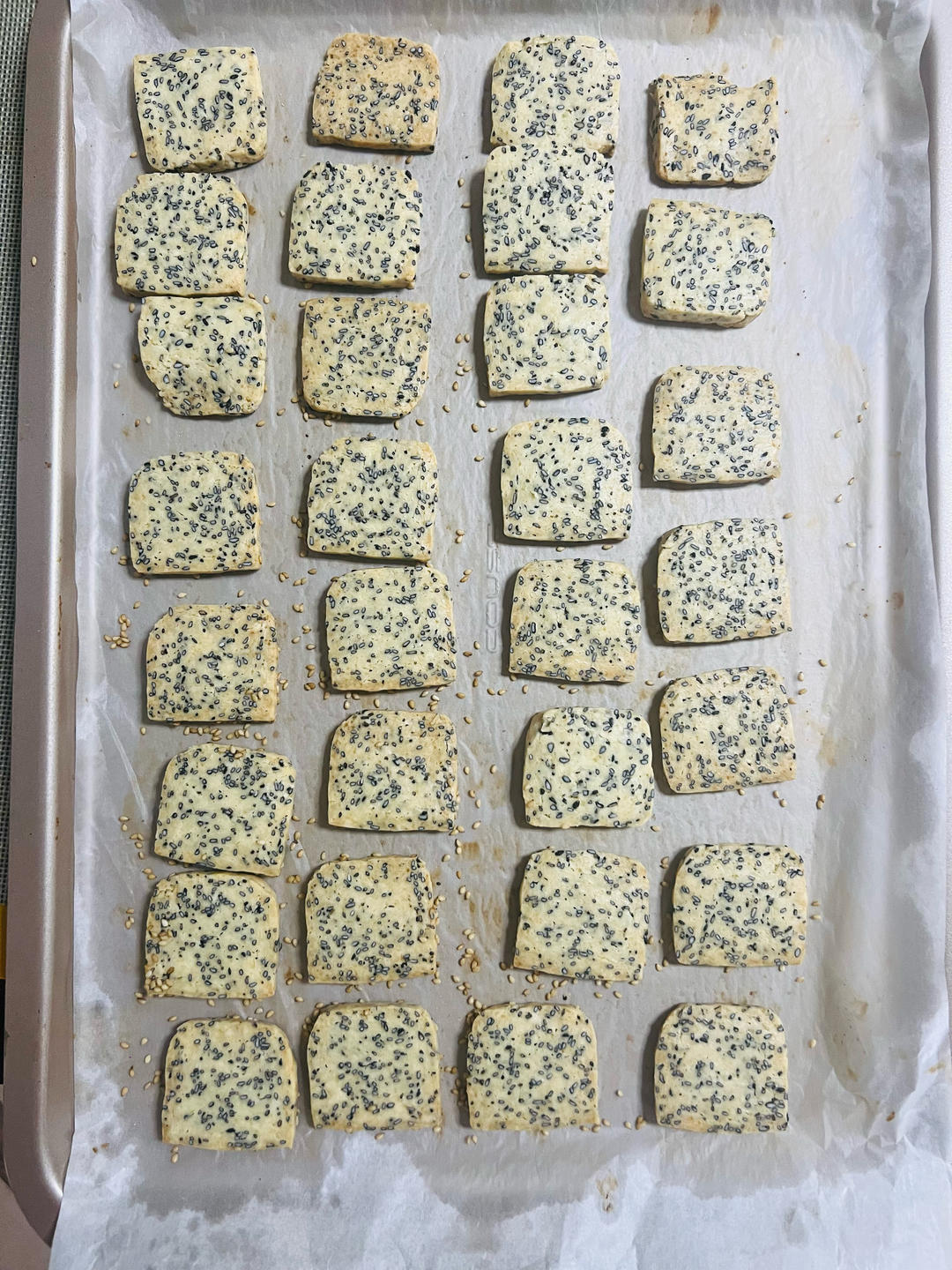 黑芝麻咸饼干