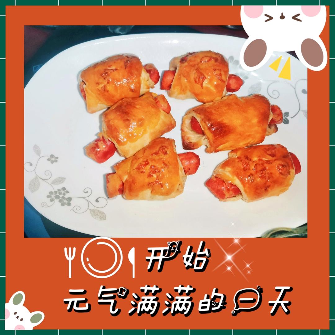 香肠酥皮卷：手抓饼皮还能这样吃，不用和面快速搞定早餐