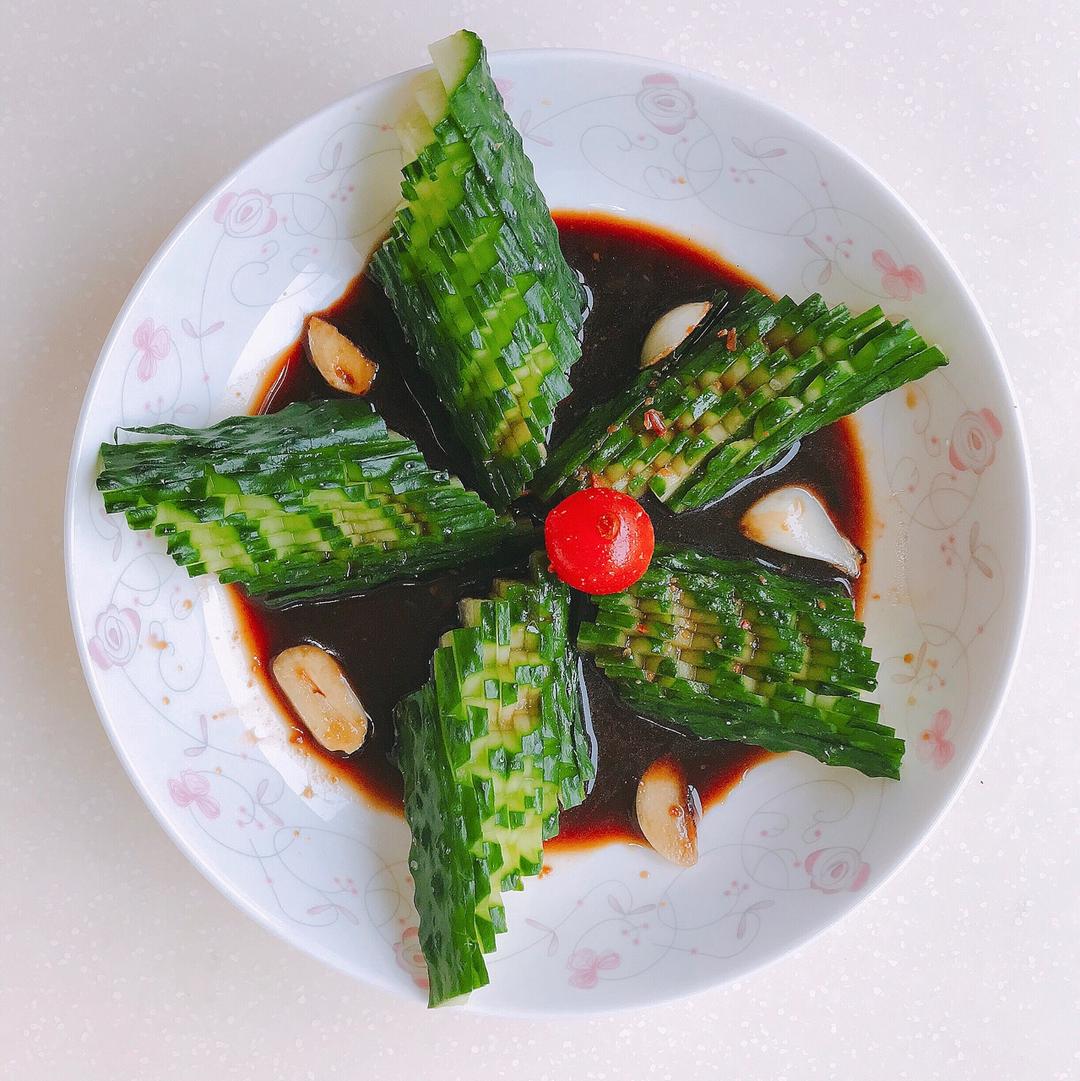 俺要恏恏敩习做的花刀黄瓜