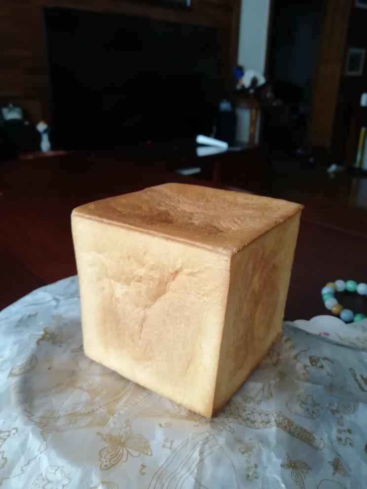 超柔牛奶棉花吐司（最详细的吐司食谱）