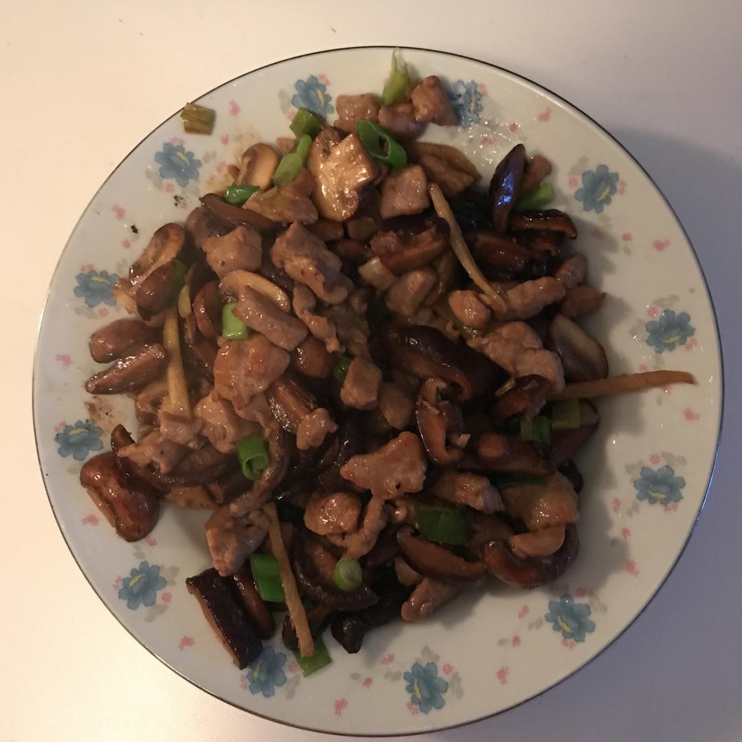 香菇炒肉