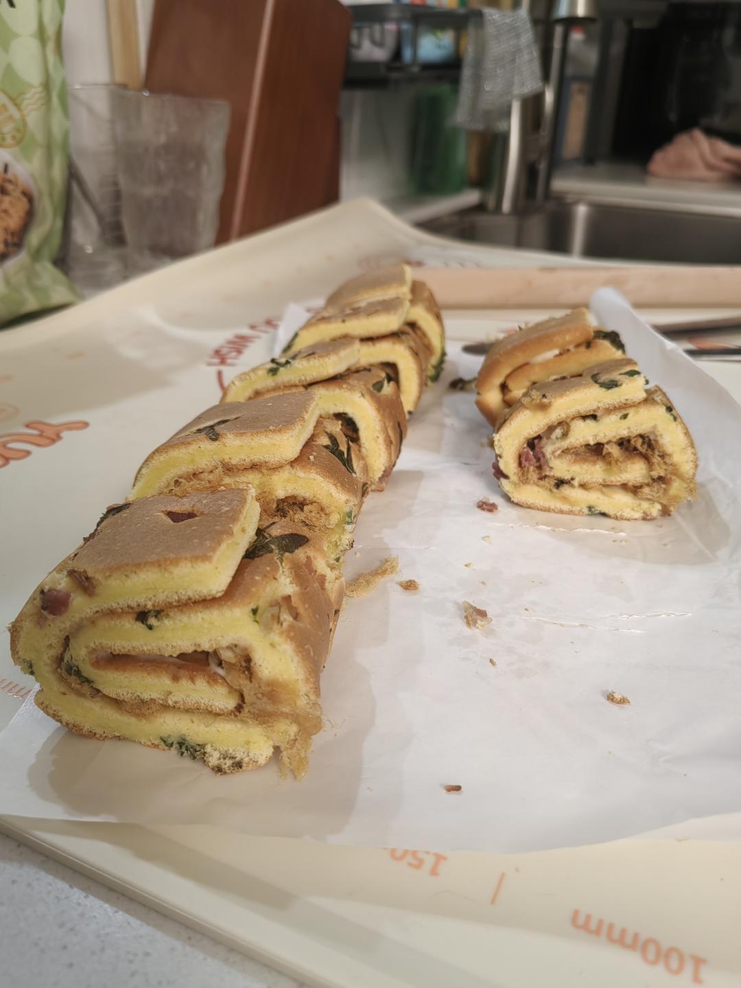 美味肉松卷-简单不开裂，零失误的蛋糕卷