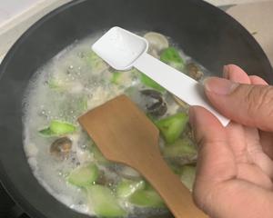 👨🏻‍🍳巴黎小厨娘之丝瓜炒蛤蜊的做法 步骤11