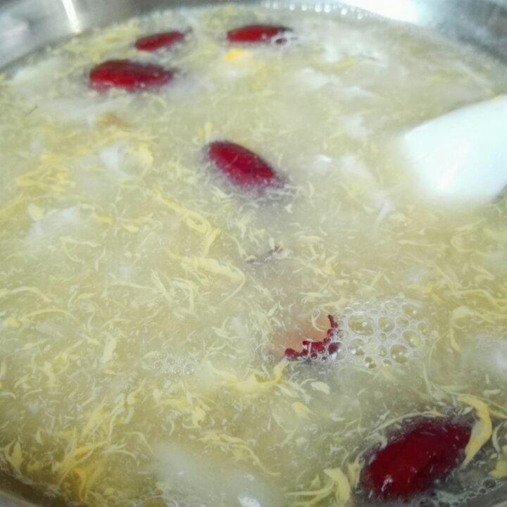 蛋花云吞皮糖水