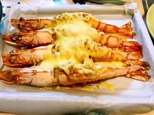 芝士蒜蓉焗大虾的做法 步骤5