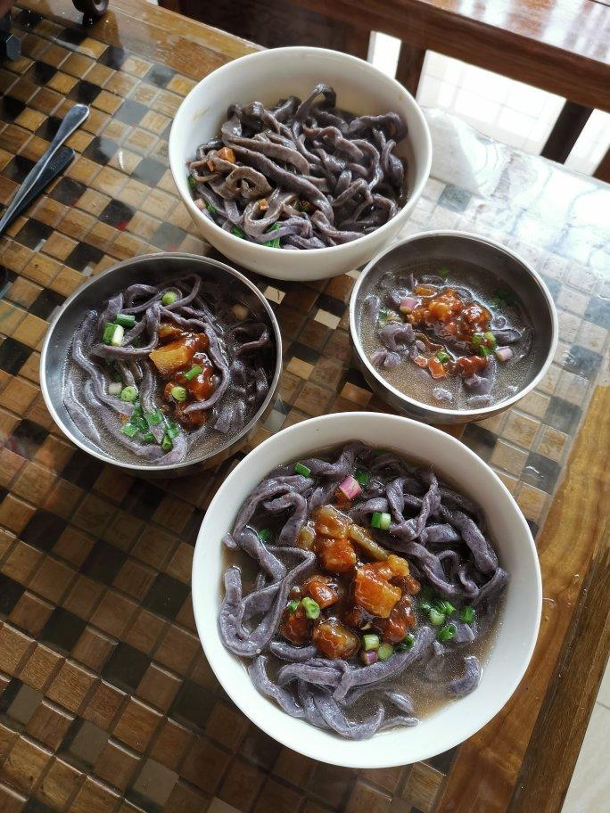 芝麻面条