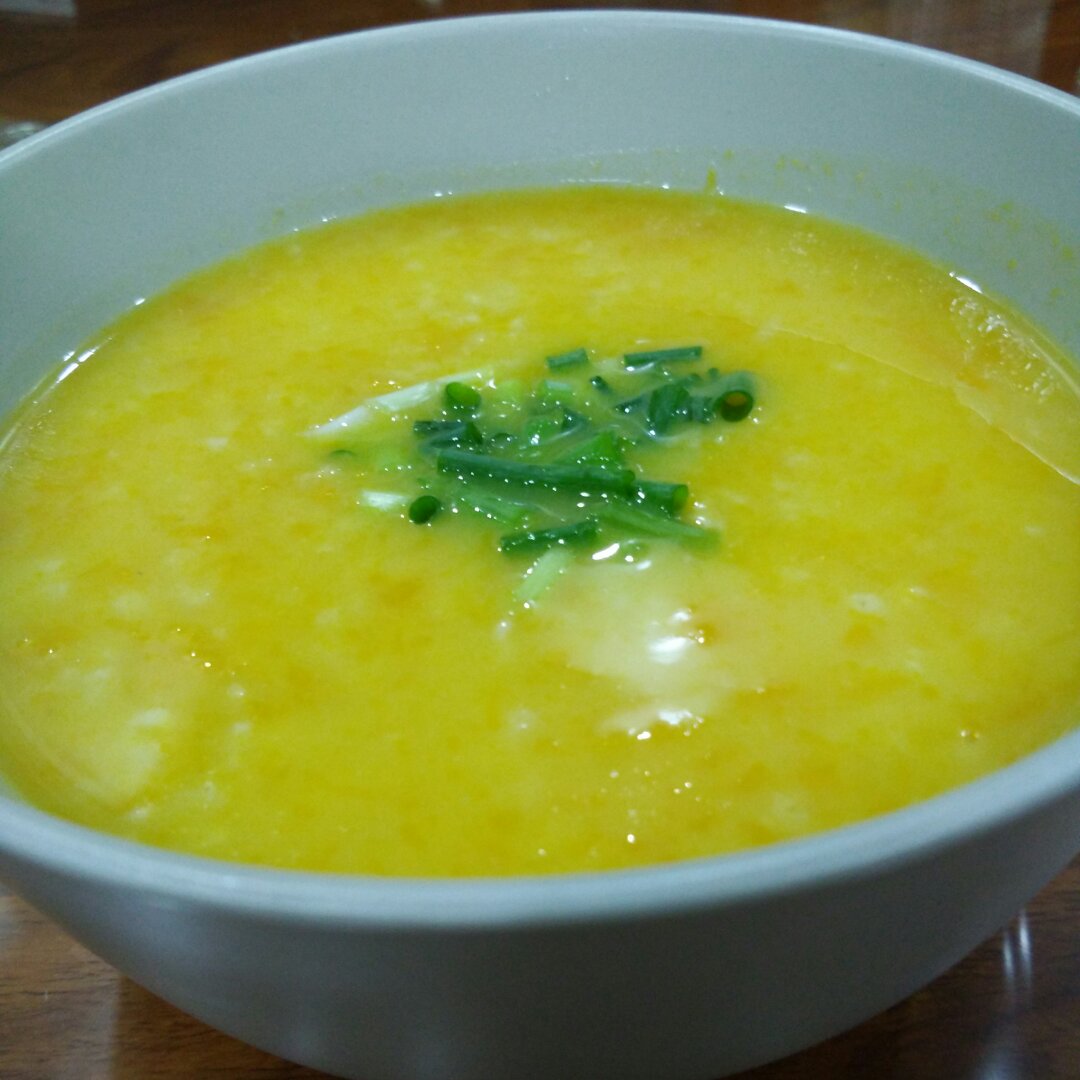 纠结的push酱努力工作中做的奶香南瓜粥