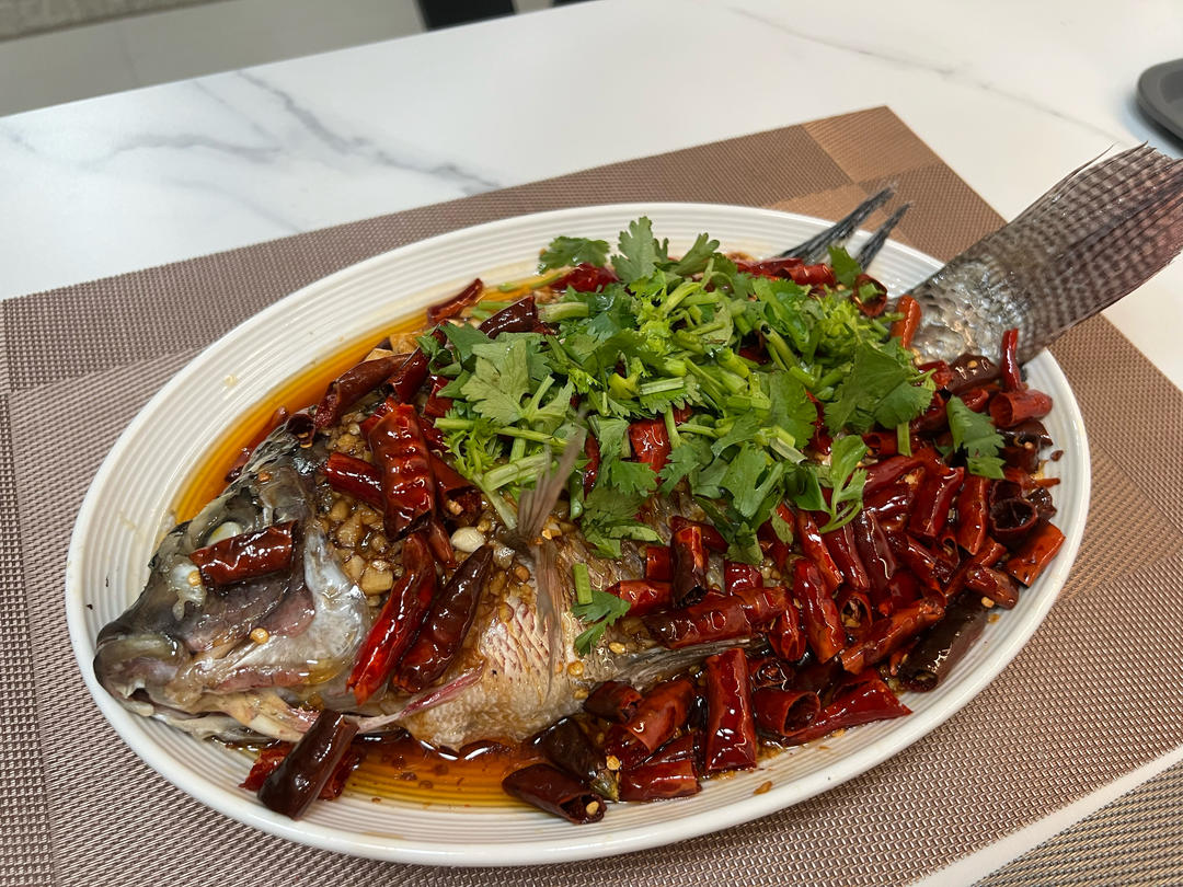 蒜爆鱼（好吃）